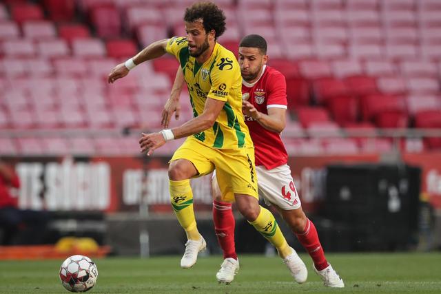 三分7中1！新科状元对阵马刺出手12次得到11分